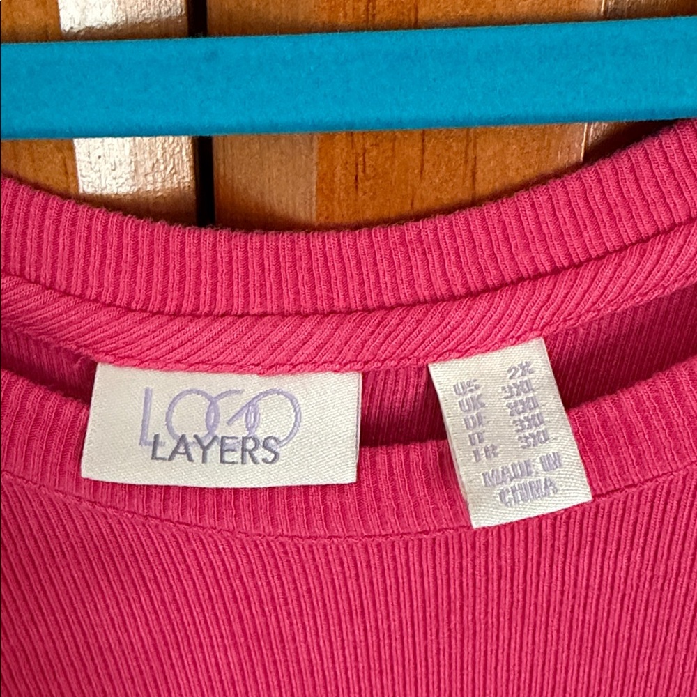EUC Logo by Lori Goldstein tank top round neck - Picture 4 of 4